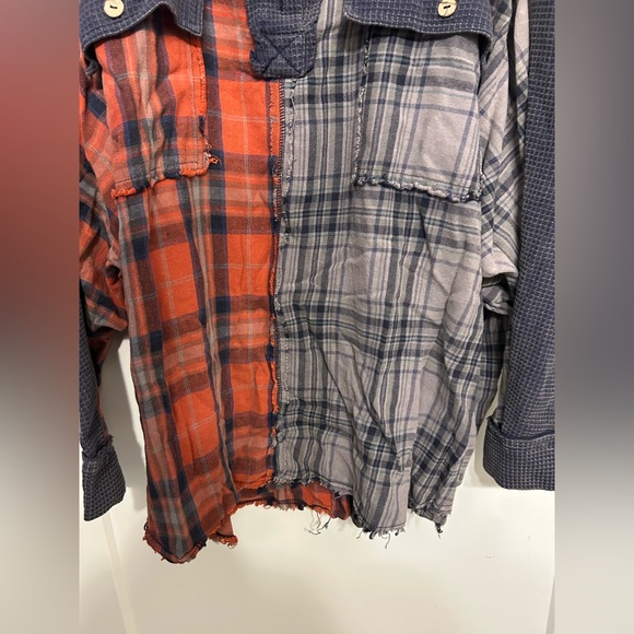 Oli & Hali Multi-Flannel Top - Picture 3 of 10